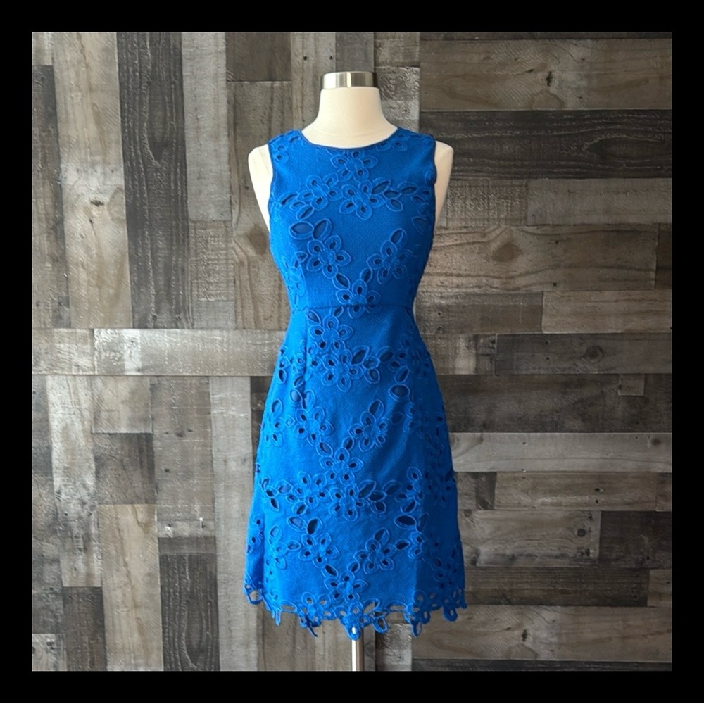 Anthropologie Maeve blue midi dress size XSmall floral crochet feminine party